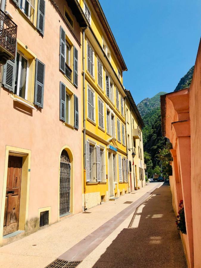 Appartement Au Coeur De Breil Sur Roya Exterior foto